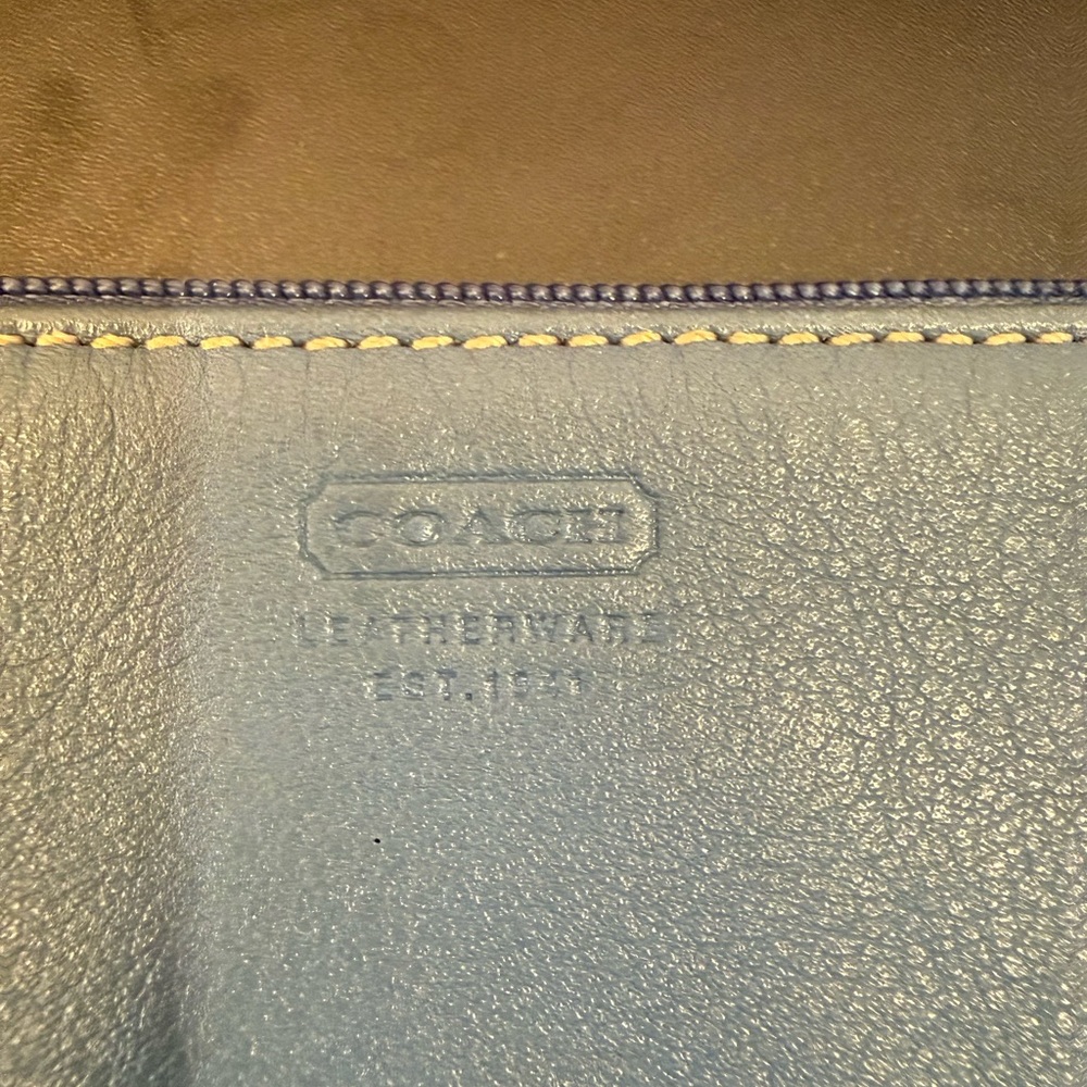Coach Vintage Legacy Blue Leather Wristlet EUC - Picture 10 of 11